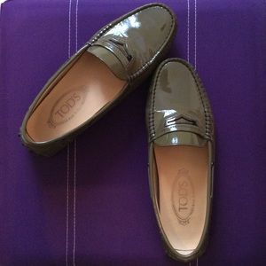 Tod’s Leather Flat